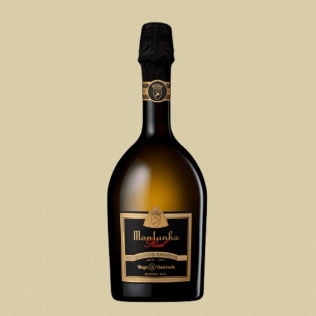 ESPUMANTE MONTANHA REAL BAGA GRANDE RESERVA BRUTO 0.75L na embalagem elegante com rótulo dourado e detalhes sofisticados.