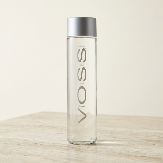 Voss sem gás sobre pedra clara