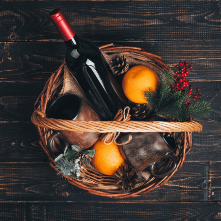Torne qualquer ocasião inesquecível com as nossas boxes de degustação. Seleções temáticas que oferecem experiências únicas, perfeitas para presentear amantes de vinho ou explorar novas referências.