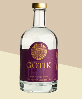 GIN GOTIK IGREJA DA GRAÇA 0.70 bottle showcasing the unique design and branding of this Portuguese distilled gin.