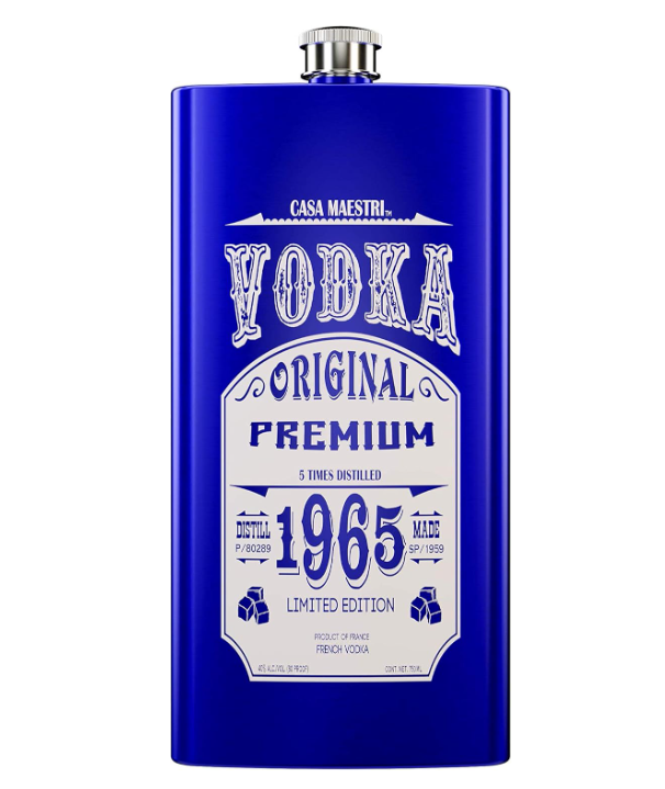 Casa Maestri Flask Spirits Vodka 0.7 em uma garrafa azul premium, destilada 5 vezes, edição limitada.