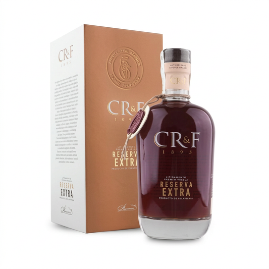 CR&F Reserva Extra com caixa em fundo branco