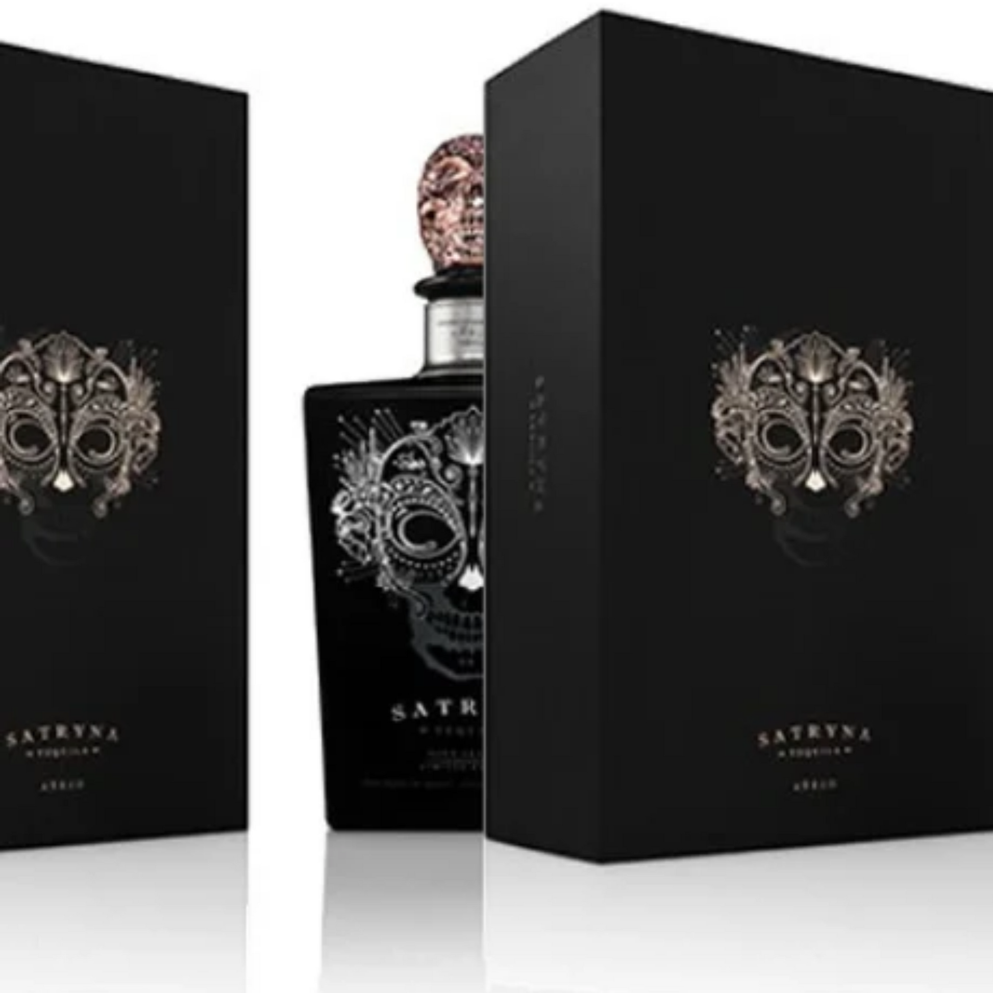 Satryna Tequila Anejo 0.7 com Caixa Oferta, garrafa artesanal com design e embalagem luxuosa.