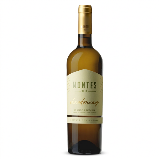 Montes de Lá Chardonnay em fundo branco